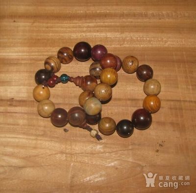 2串八寶手釧的拍賣鑒賞與價(jià)值解析